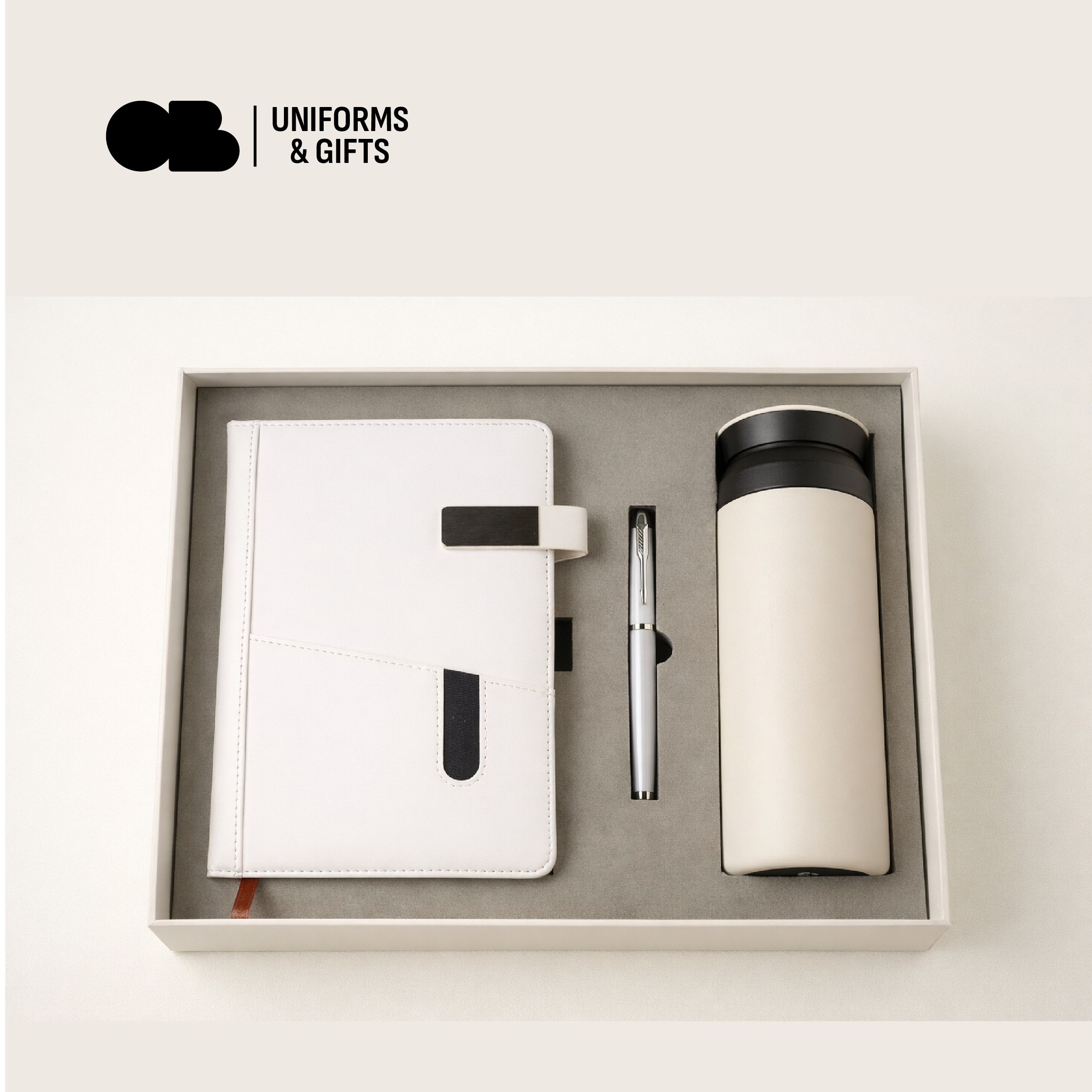 بوكس هدية 3 قطع لون ابيض